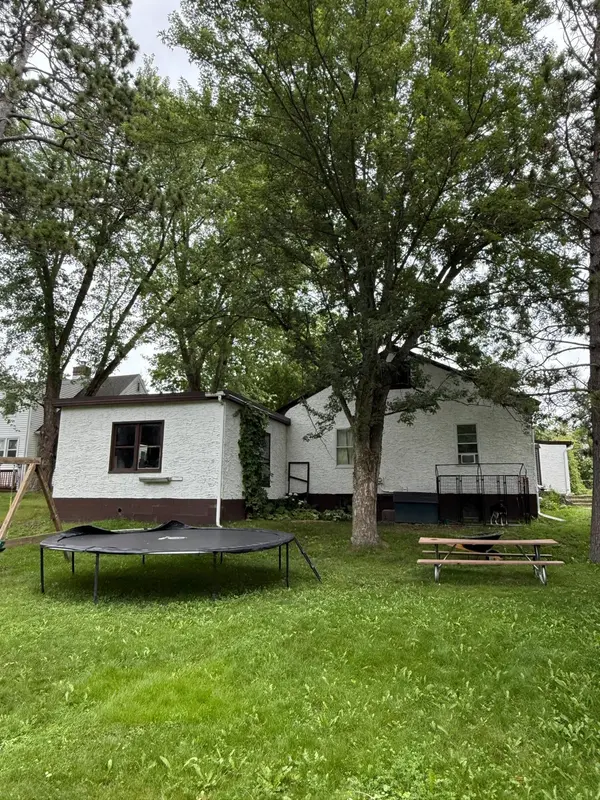 33 Sand Lake AVE NW, Bagley, MN 56621