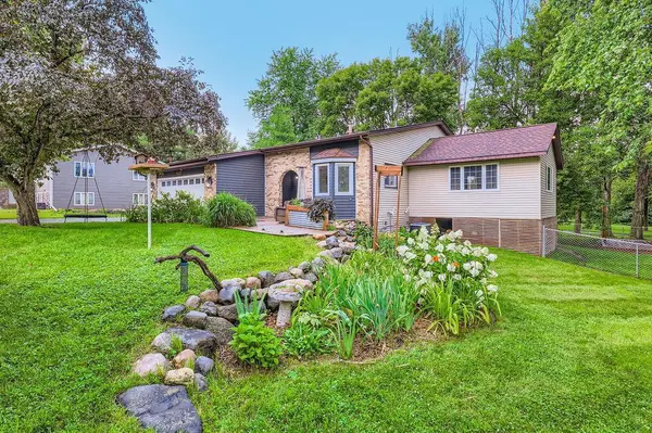 533 1st ST NW, Saint Michael, MN 55376