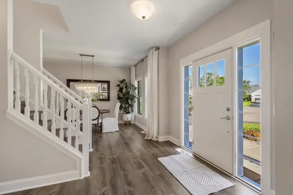 1387 Clippership Alcove, Woodbury, MN 55125