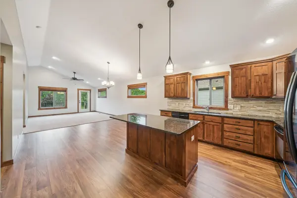 2380 Rangeview LN, River Falls, WI 54022