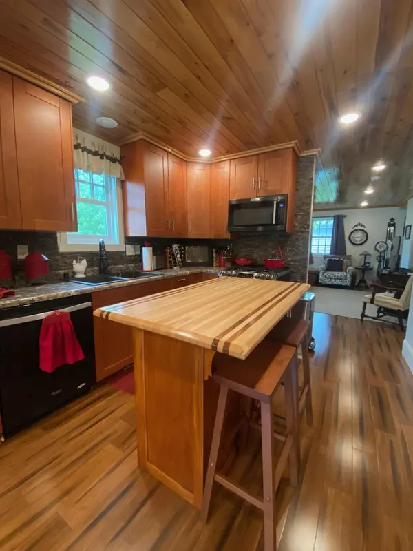 1150 West AVE, Detroit Lakes, MN 56501