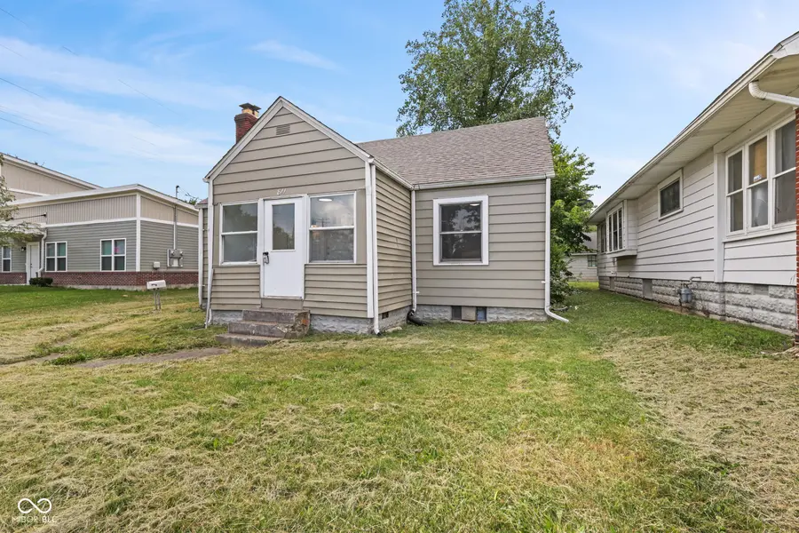 811 E Memorial DR, Muncie, IN 47302