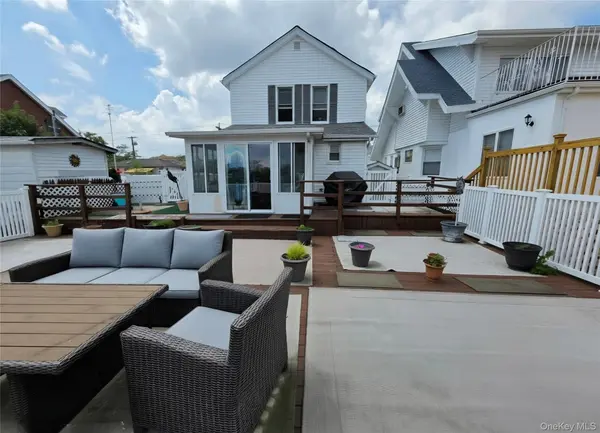 160-41 99th ST, Howard Beach, NY 11414