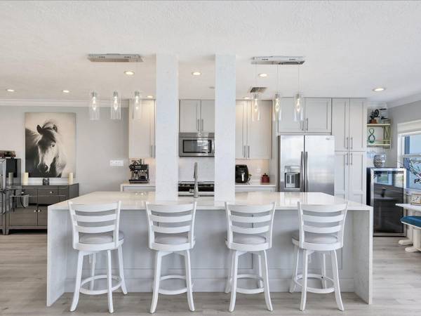 226 GOLDEN GATE PT #44, Sarasota, FL, 34236 photo 30