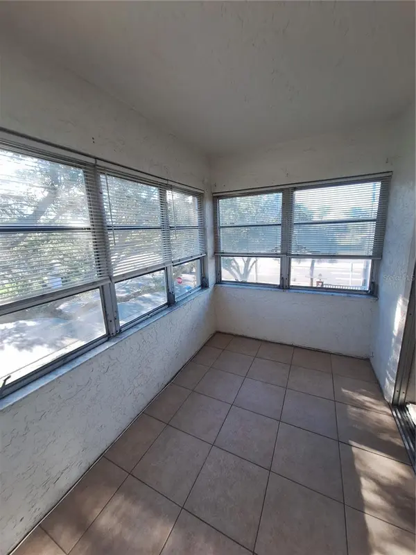 4600 98TH WAY N #306, St Petersburg, FL 33708