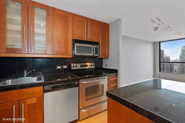 405 N WABASH AVE #3401, Chicago, IL 60611