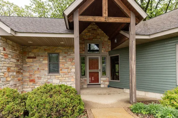 2373 Tee Time RD SE, Rochester, MN 55904