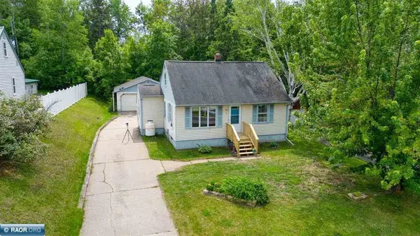 20 Vermillion DR,  Virginia,  MN 55792