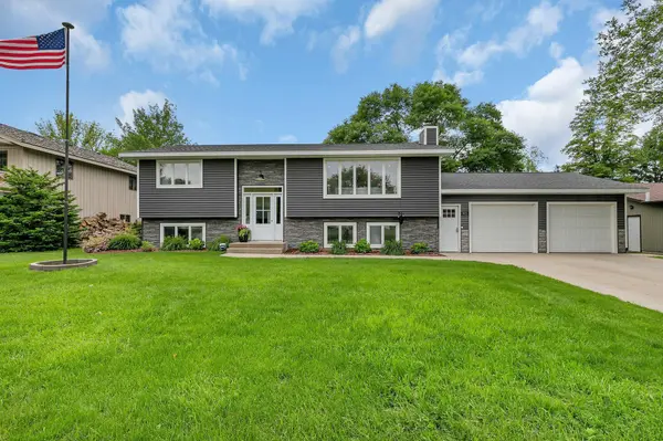 915 4th ST NW, Clara City, MN 56222