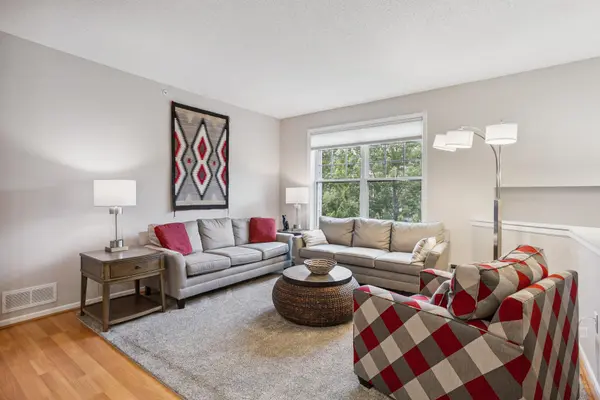 620 Wesley Commons DR #31, Golden Valley, MN 55427