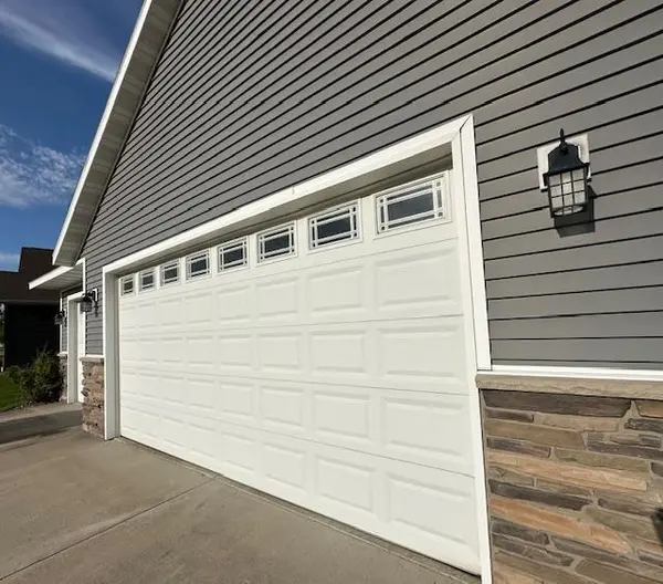 221 Rodeo RD, Alexandria, MN 56308