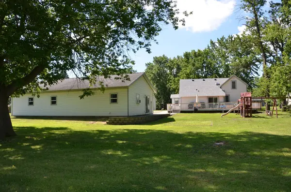 614 W 5th ST, Litchfield, MN 55355