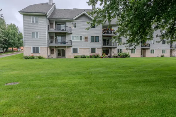 410 1st ST SE #105, Little Falls, MN 56345
