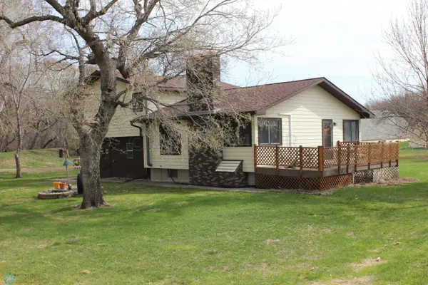 8468 20 AVE N, Glyndon, MN 56547