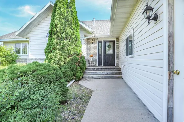 1239 LILAC AVE, Fergus Falls, MN 56537