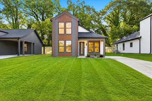 583 Bee ST, Spartanburg, SC 29301