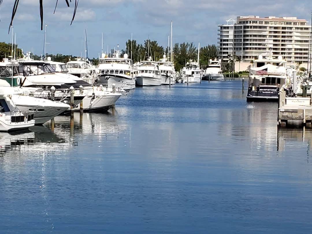2800 HARBOURSIDE DRIVE DR #M-10, Longboat Key