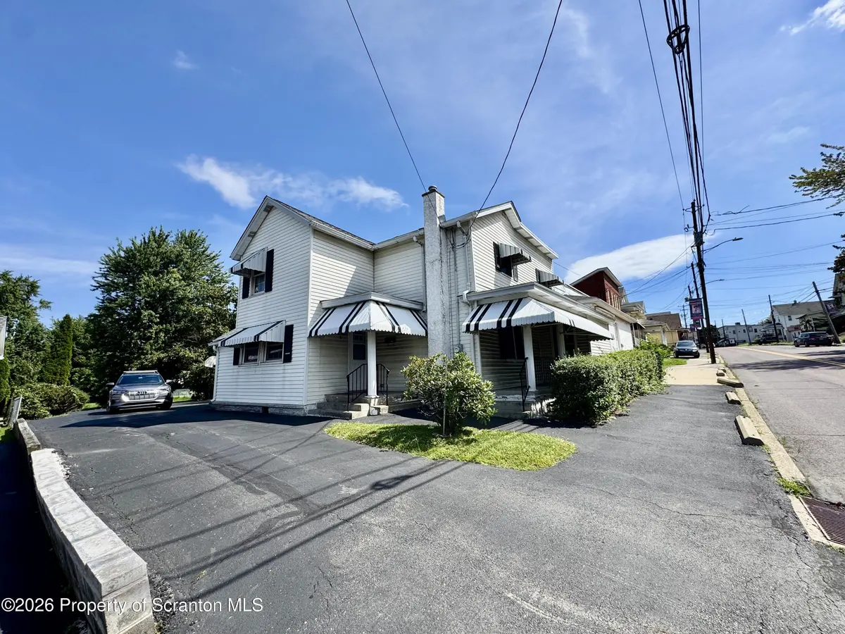 603 E Drinker ST, Dunmore, PA 18512