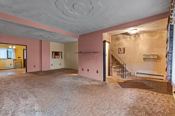 1623 Madison AVE, Dunmore, PA 18509