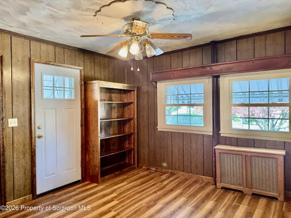603 E Drinker ST, Dunmore, PA 18512