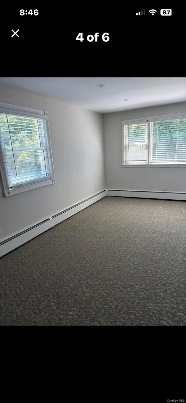 Address not disclosed, Seaford, NY 11783