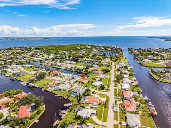 155 MORGAN LN SE, Port Charlotte, FL 33952
