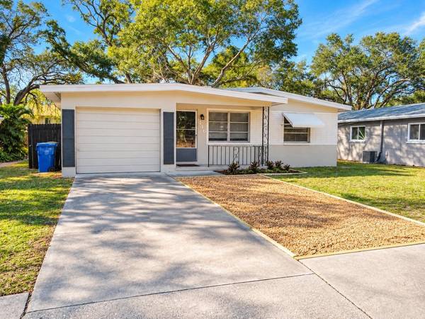 446 NEW YORK AVE, Dunedin, FL 34698