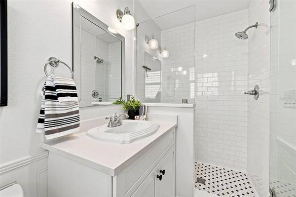 2001 E HANNA AVE, Tampa, FL, 33610 photo 20