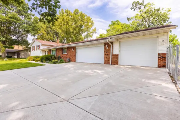 203 Wood RD, Rockford, IL 61107