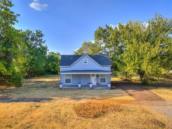 1214 E Harrison AVE, Guthrie, OK 73044
