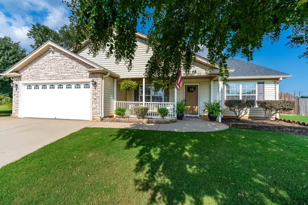 222 Legacy DR, Inman, SC 29349