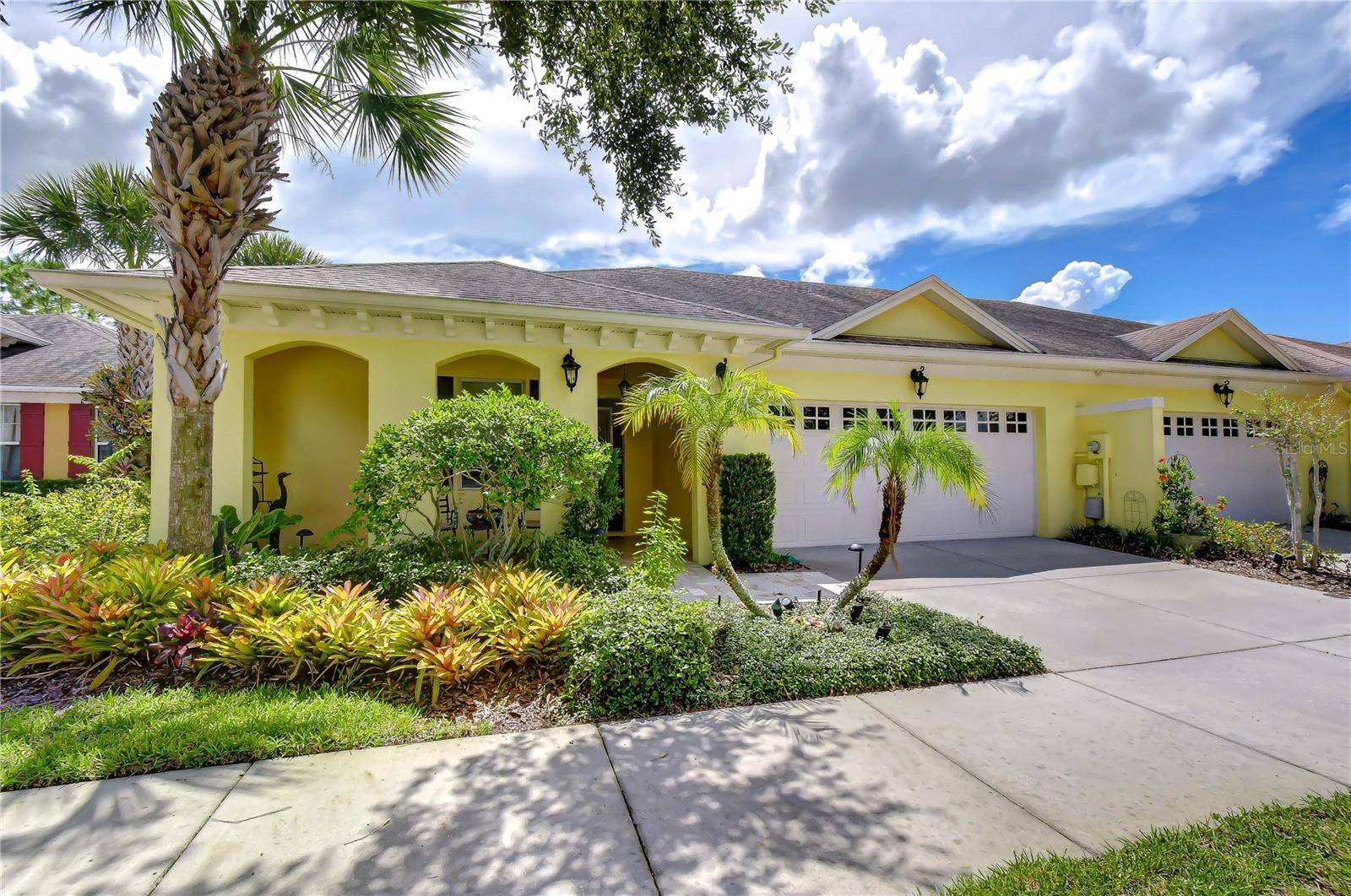 6810 MUNCASTER CT, Tampa