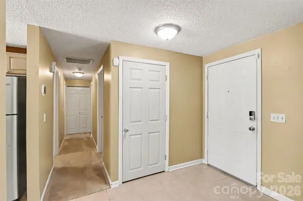 3001 Old House CIR, Matthews, NC 28105