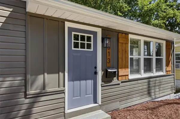 3513 Elmwood AVE, Kansas City, MO 64128