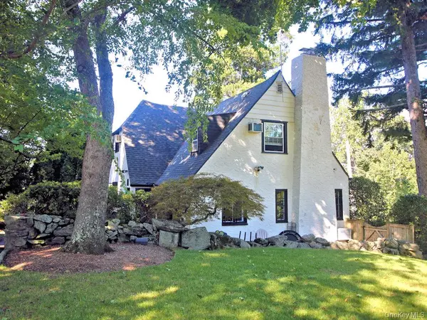 1315 Langdon LN, Mamaroneck, NY 10543
