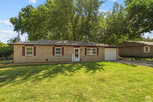 1619 Kenwood DR, Lawrence, KS 66044