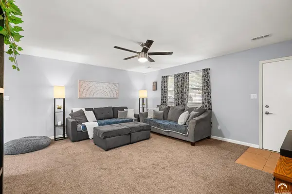 1619 Kenwood DR, Lawrence, KS 66044