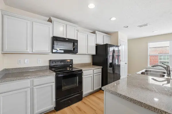 4729 Chelanie Cir, Murfreesboro, TN 37129