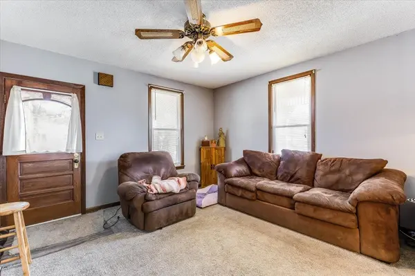 501 Old Main Street, Newton, KS 67114