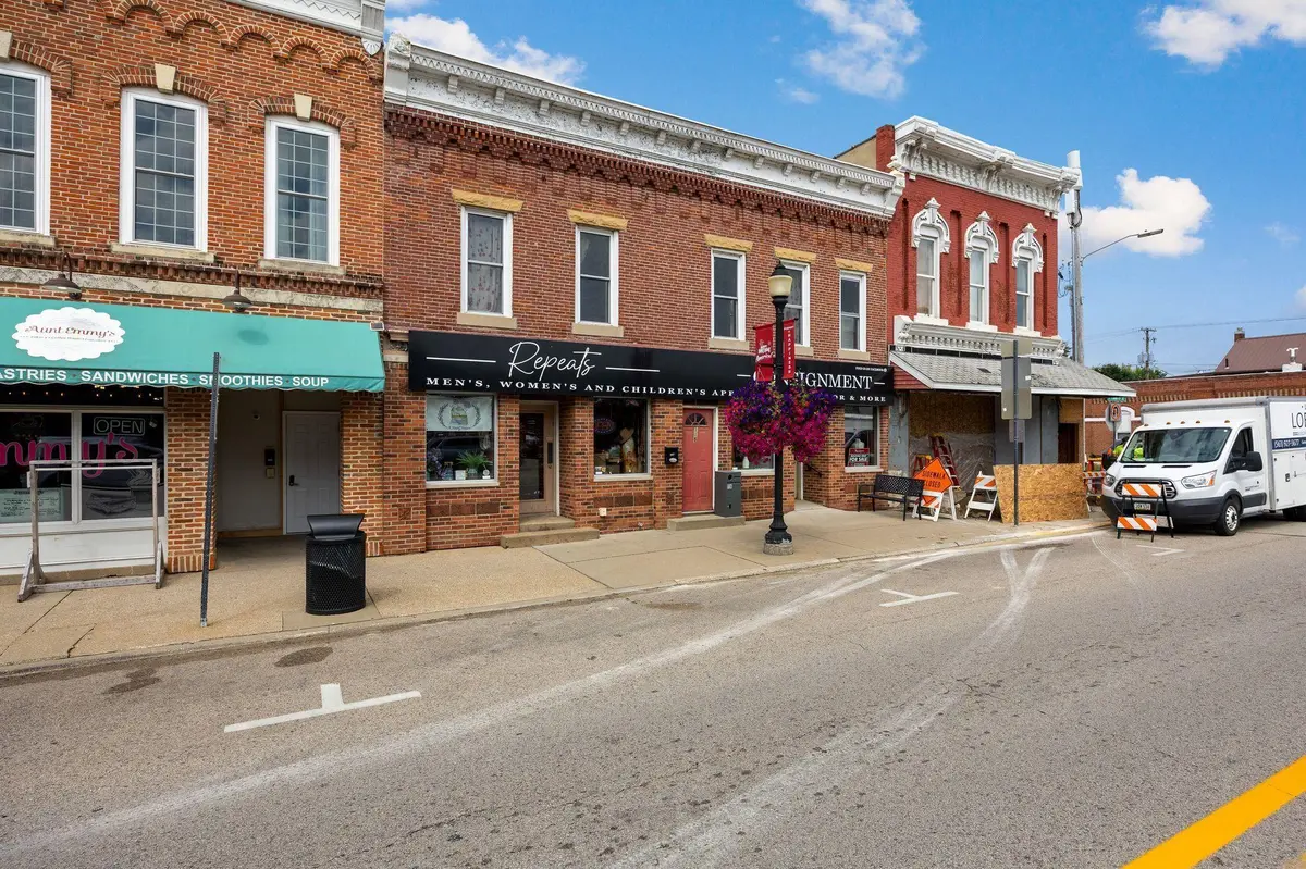 118 N Franklin ST, Manchester, IA 52057