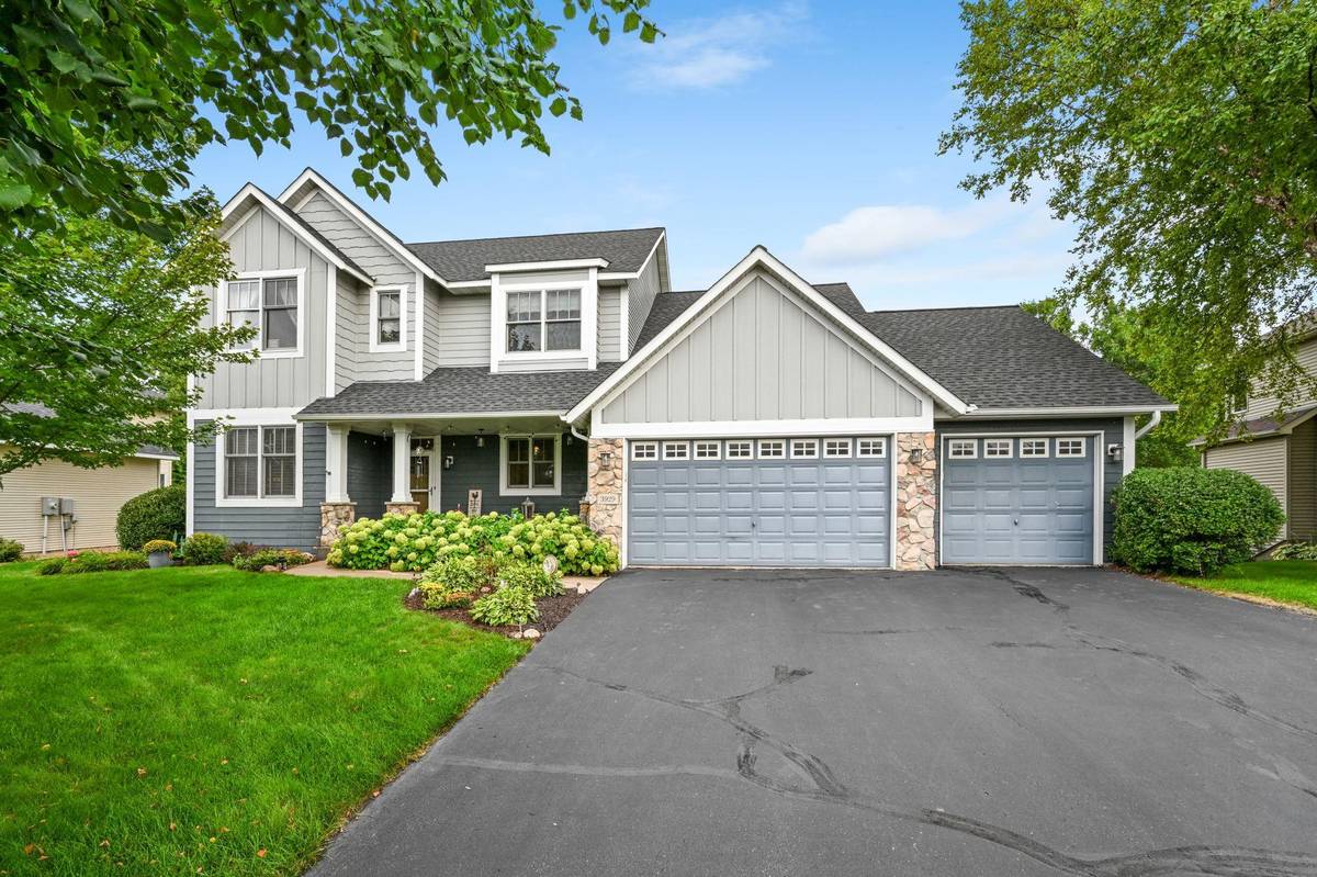 3929 Evermoor Pkwy, Rosemount, MN 55068