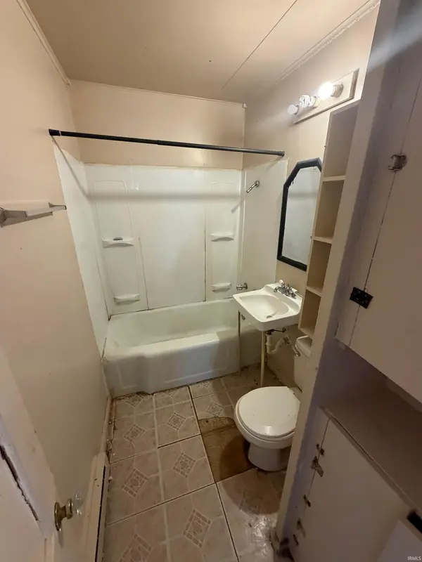 3517 Smith ST, Fort Wayne, IN 46806