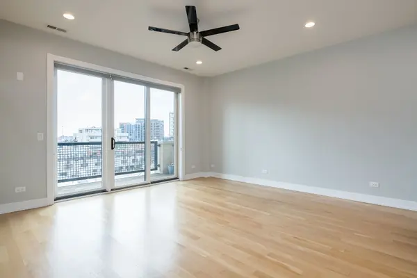 680 N Milwaukee AVE #604, Chicago, IL 60642