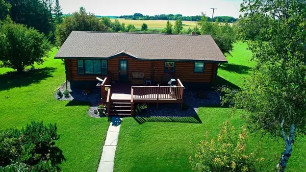 39090 State Highway 313, Warroad, MN 56763
