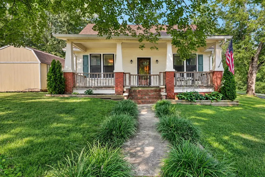 302 Main St, Cumberland City, TN 37050