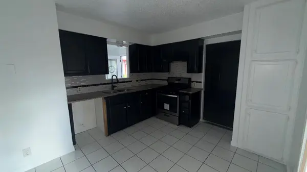 1303 Bonnie Brae ST #B, Austin, TX 78753