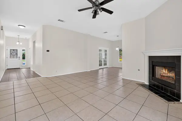 6901 Bancroft Woods DR, Austin, TX 78729