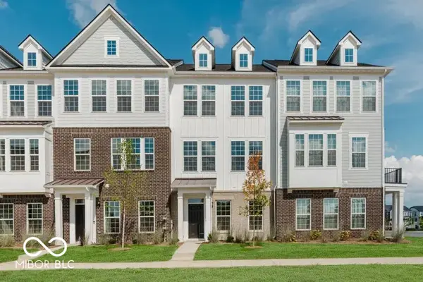 14549 Elsmere LN, Carmel, IN 46074