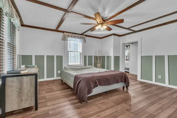 302 Main St, Cumberland City, TN 37050