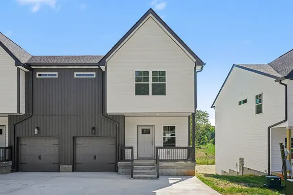 411B Cook Dr, Clarksville, TN 37042
